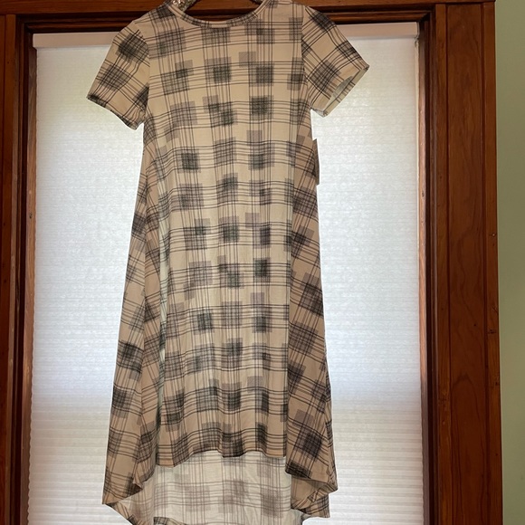 LuLaRoe Dresses & Skirts - Lularoe Carly white & black plaid dress nwt Xxs Aline